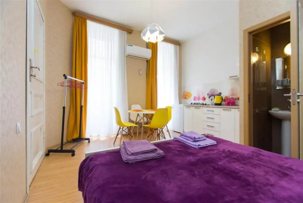 Pop Art Studio Apartment Tiflis